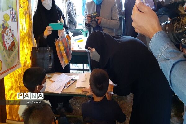 نواختن زنگ آغاز فعالیت مدارس عشایری خراسان رضوی
