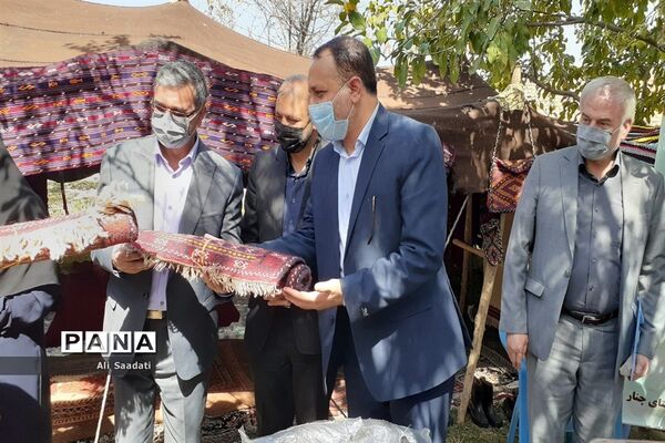 نواختن زنگ آغاز فعالیت مدارس عشایری خراسان رضوی