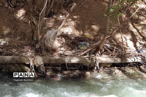 پراکندگی زباله در روستای گردشگری  ونایی بروجرد