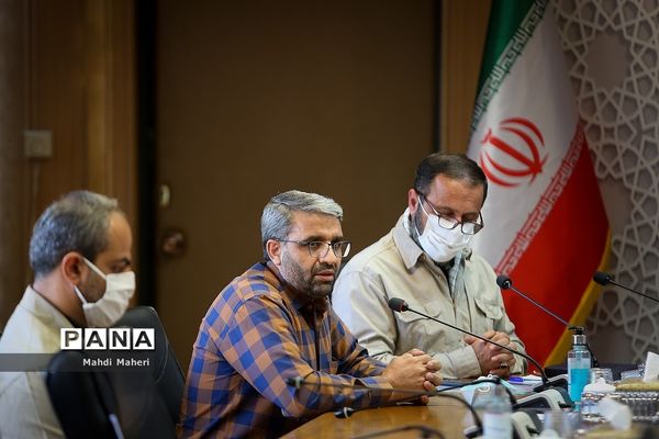 همایش یاد یاران 8 گرامیداشت هفته دفاع مقدس