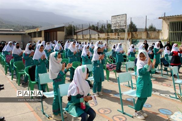 شور عاطفه‌‌ها در دبستان تربیت شهرستان گلوگاه