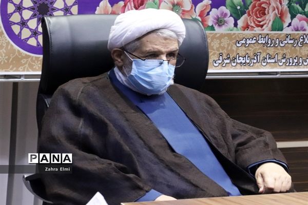 آیین تجلیل از رزمندگان و جانبازان فرهنگی آموزش و پرورش استان آذربایجان شرقی