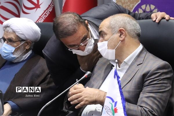 آیین تجلیل از رزمندگان و جانبازان فرهنگی آموزش و پرورش استان آذربایجان شرقی