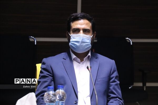 آیین تجلیل از رزمندگان و جانبازان فرهنگی آموزش و پرورش استان آذربایجان شرقی