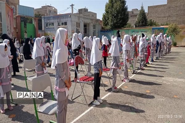 برگزاری پویش مهر عاطفه ها در شهرستان نظر آباد