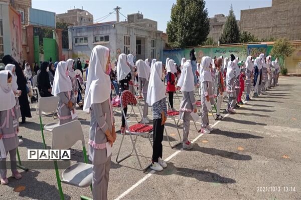 برگزاری پویش مهر عاطفه ها در شهرستان نظر آباد