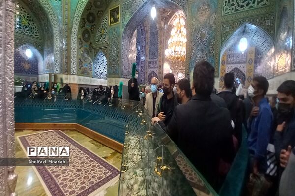 حال و هوای صحن حرم امام رضا (ع) در شب رحلت پیامبر (ص)  و شهادت امام حسن مجتبی (ع)