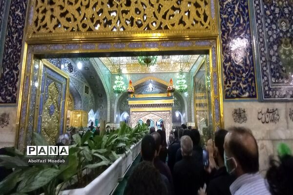 حال و هوای صحن حرم امام رضا (ع) در شب رحلت پیامبر (ص)  و شهادت امام حسن مجتبی (ع)