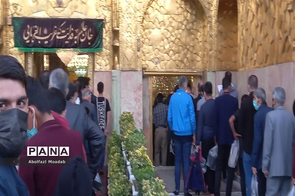 حال و هوای صحن حرم امام رضا (ع) در شب رحلت پیامبر (ص)  و شهادت امام حسن مجتبی (ع)