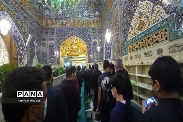حال و هوای صحن حرم امام رضا (ع) در شب رحلت پیامبر (ص)  و شهادت امام حسن مجتبی (ع)