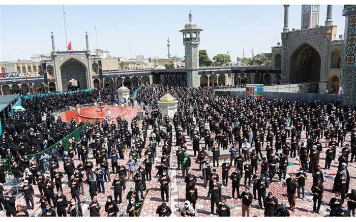 عزاداری پایان ماه صفر به پنج زبان در قم اجرا می‌شود