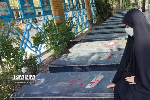 بهشت‌گردی در گلزار شهدای تهران