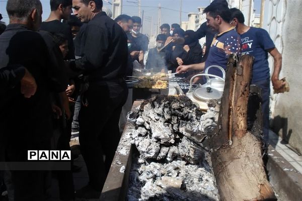 مراسم پیاده‌روی به مناسبت ۲۸ صفر در مهردشت ابرکوه