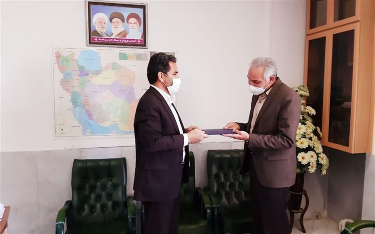 سرپرست اداره متوسطه دوره اول و متوسطه نظری معرفی شد