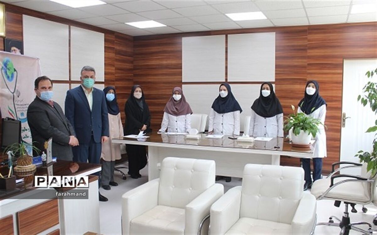 برگزاری آیین تجلیل از مراقبین سلامت منطقه 19  در کانال شاد