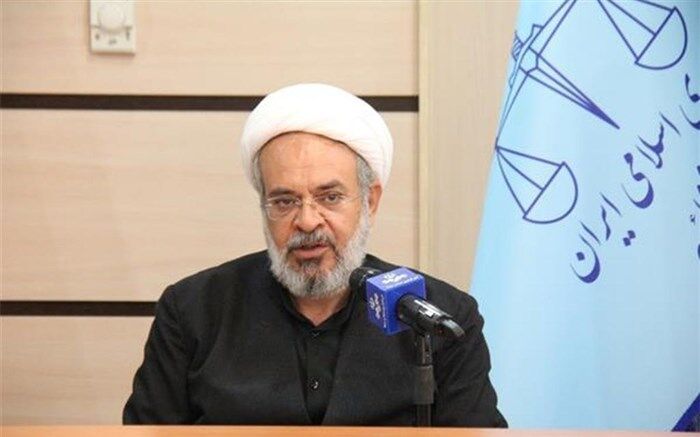 آزادی یک محکوم مالی در زنجان با کمک یک مادر شهید