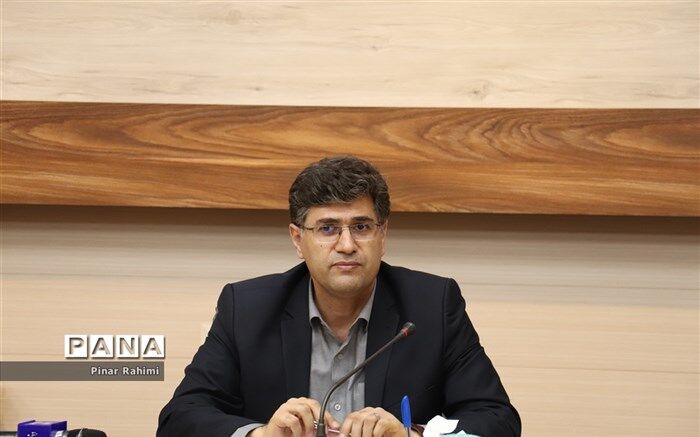 دبیر مرندی معلم منتخب کشوری شد