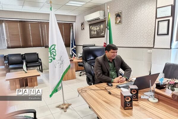 جلسه نمایندگان کمیسیون‌های مجلس دانش‌آموزی فارس با متخصصین علمی و مدیریتی