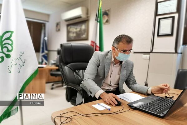 جلسه نمایندگان کمیسیون‌های مجلس دانش‌آموزی فارس با متخصصین علمی و مدیریتی