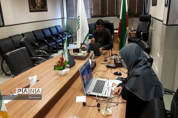 جلسه نمایندگان کمیسیون‌های مجلس دانش‌آموزی فارس با متخصصین علمی و مدیریتی