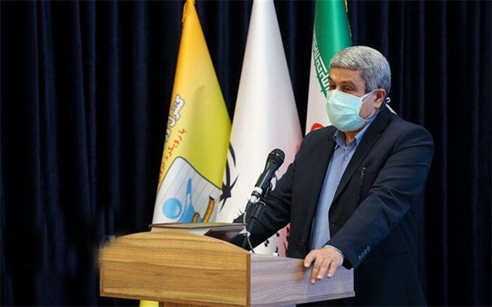 حمیدی: معلم همواره نشان داده است که می‌سوزد تا بسازد