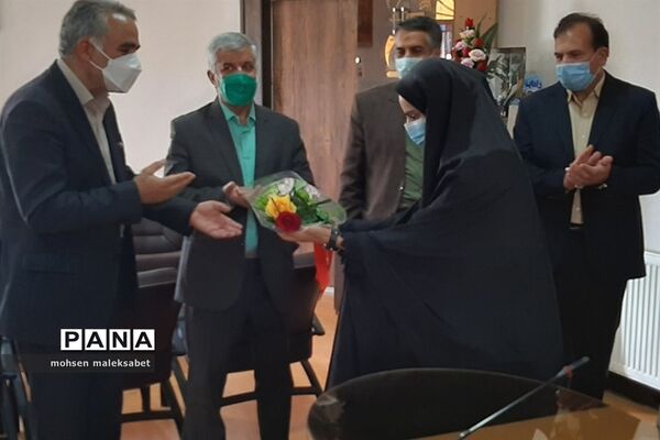 تقدیر از زحمات مدیرکل و معاونان اداره‌کل آموزش و پرورش استان یزد