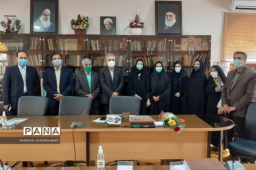 تقدیر از زحمات مدیرکل و معاونان اداره‌کل آموزش و پرورش استان یزد