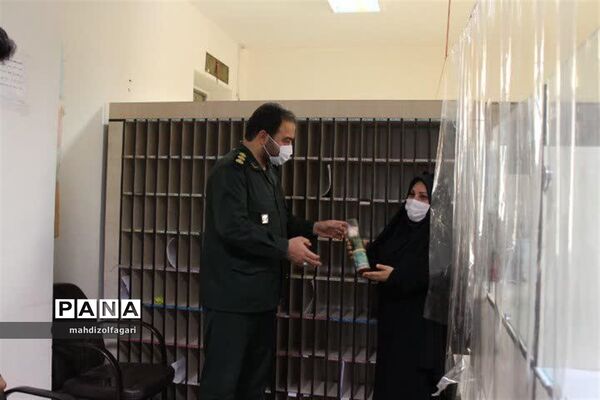 دیدار فرمانده سپاه حضرت عبدالعظیم حسینی (ع) با  مدیر آموزش و پرورش ناحیه دو شهر ری