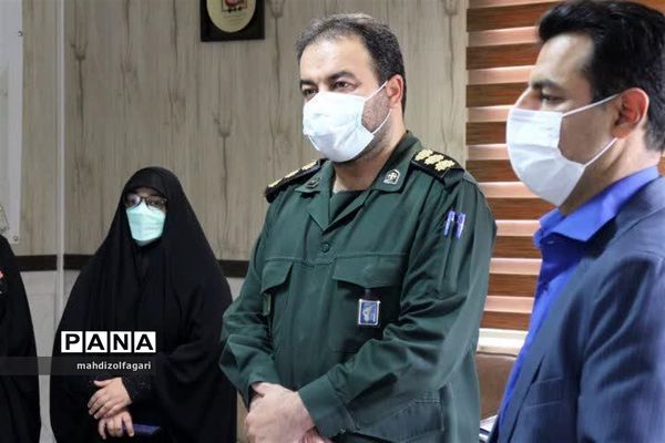 دیدار فرمانده سپاه حضرت عبدالعظیم حسینی (ع) با  مدیر آموزش و پرورش ناحیه دو شهر ری