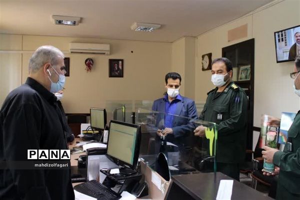 دیدار فرمانده سپاه حضرت عبدالعظیم حسینی (ع) با  مدیر آموزش و پرورش ناحیه دو شهر ری