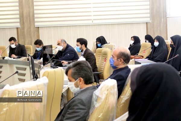 مراسم تجلیل از معلمان منتخب بسیجی در ارومیه