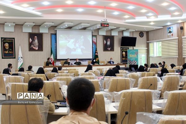 مراسم تجلیل از معلمان منتخب بسیجی در ارومیه