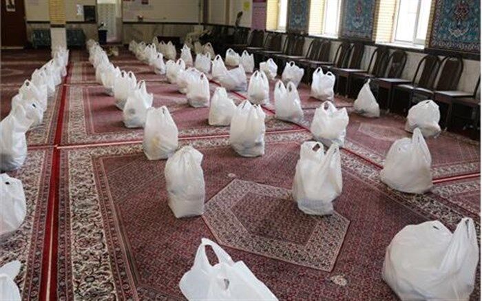 توزیع ۱۵۷ بسته معیشتی بین مددجویان زنجانی