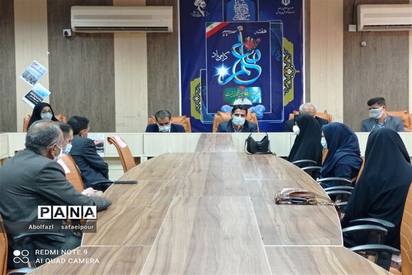 آیین تجلیل از پیشکسوتان فرهنگی در شهرستان امیدیه