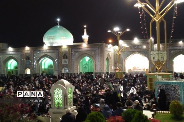 مراسم احیای شب قدر در حرم مطهر رضوی
