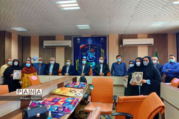 تقدیر از جلوه‌های ویژه معلمی در شهرستان امیدیه