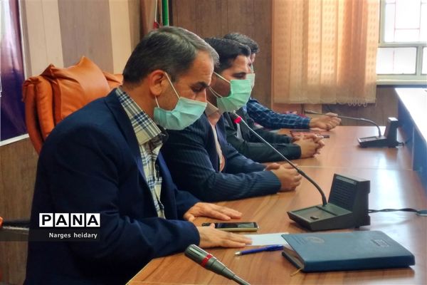 تقدیر از جلوه‌های ویژه معلمی در شهرستان امیدیه