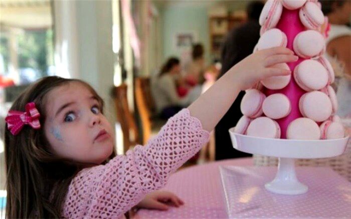 با دزدی کودکان و نوجوانان چگونه برخورد کنیم؟