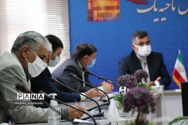 حضور معاون پرورشی و فرهنگی آموزش و پرورش خراسان رضوی و روسای ادارات داخلی این حوزه در ناحیه یک مشهد
