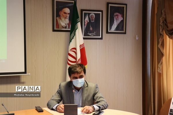 حضور معاون پرورشی و فرهنگی آموزش و پرورش خراسان رضوی و روسای ادارات داخلی این حوزه در ناحیه 4  مشهد