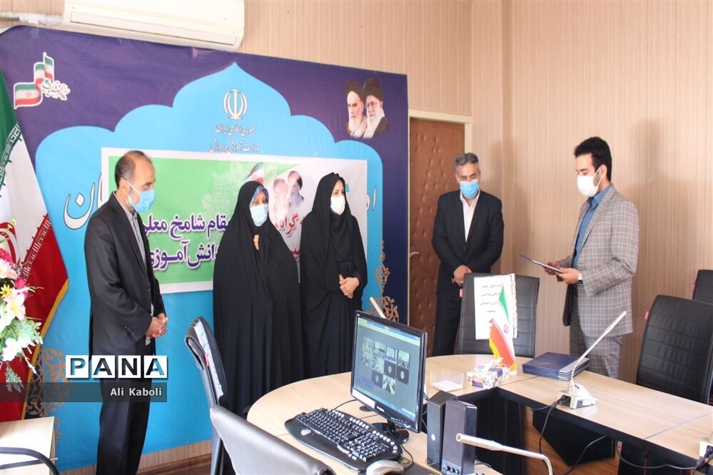 مراسم هفته گرامیداشت مقام شامخ معلم و سالروز تاسیس سازمان دانش آموزی