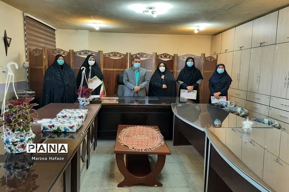 تبریک روز سازمان دانش‌آموزی به مربیان در مدارس