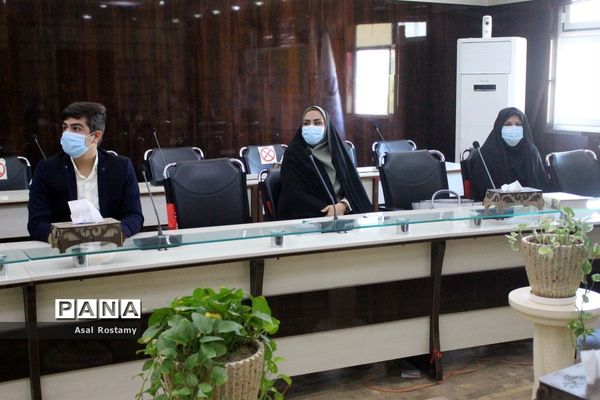 مراسم هفته گرامیداشت مقام شامخ معلم و سالروز تاسیس سازمان دانش‌آموزی