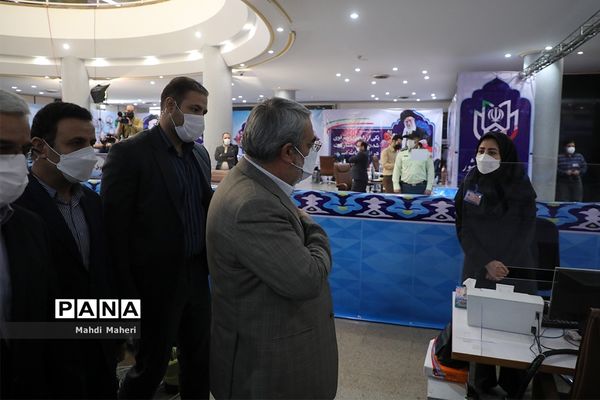 بازدید وزیر کشور از ستاد ثبت نام سیزدهمین دوره انتخابات ریاست جمهوری