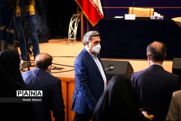 نشست خبری شهردار تهران