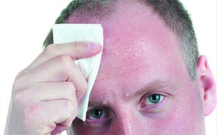انتقال کرونا از طریق عرق بدن امکان‌پذیر است؟