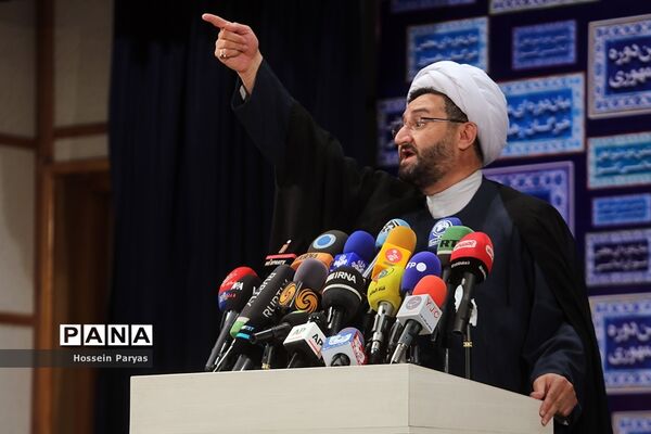 نخستین روز ثبت‌نام از داوطلبان انتخابات سیزدهمین دوره ریاست‌جمهوری