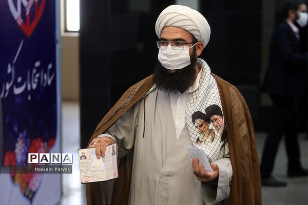 نخستین روز ثبت‌نام از داوطلبان انتخابات سیزدهمین دوره ریاست‌جمهوری