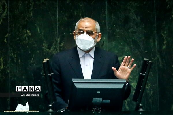 حضور وزیر آموزش و پرورش  در صحن علنی مجلس شورای اسلامی