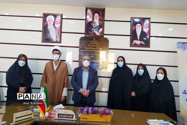 بزرگداشت سالگرد تاسیس سازمان دانش آموزی در بوشهر